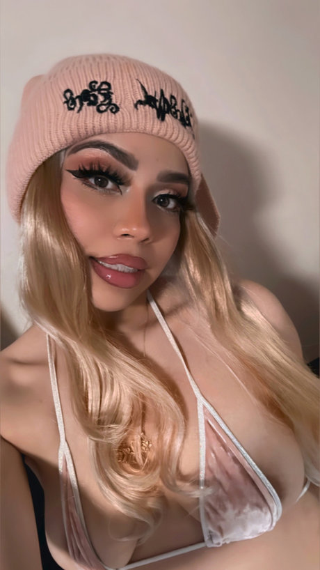 Rubi Divine star art img