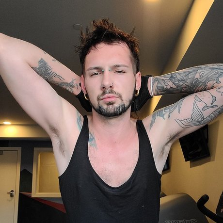 Joseph Roy model best img