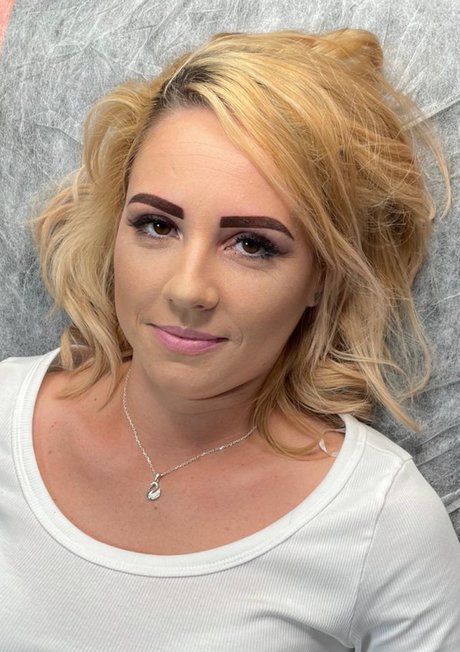 RoxyLittleAngel sex model images