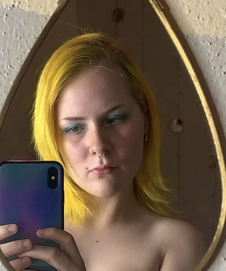 Rowan solace beautiful actress images