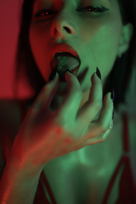 Sami Gomita model exclusive archive