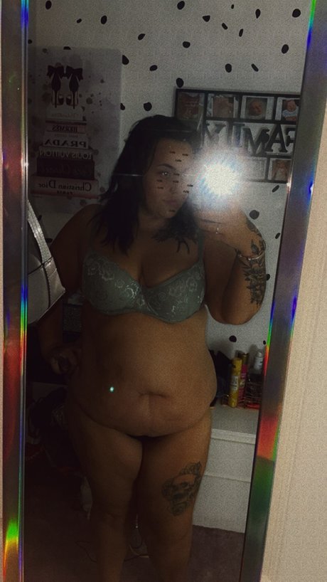 Samantha jane model hot photos