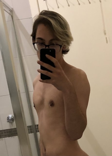 pregnant threesome onlyfans art xxx gallery