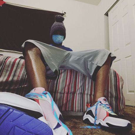 Sagging amp amp Stroking xxx pornstar pic