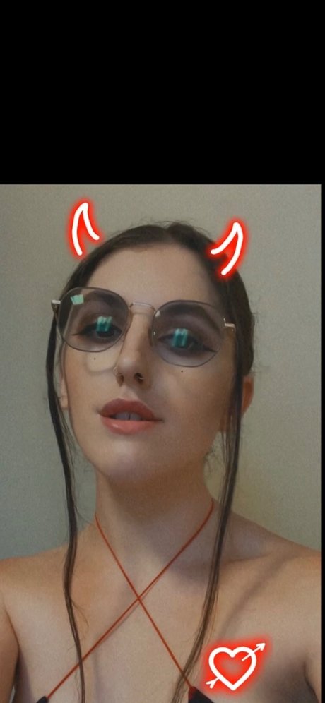 Sage_ naked pornstar photo