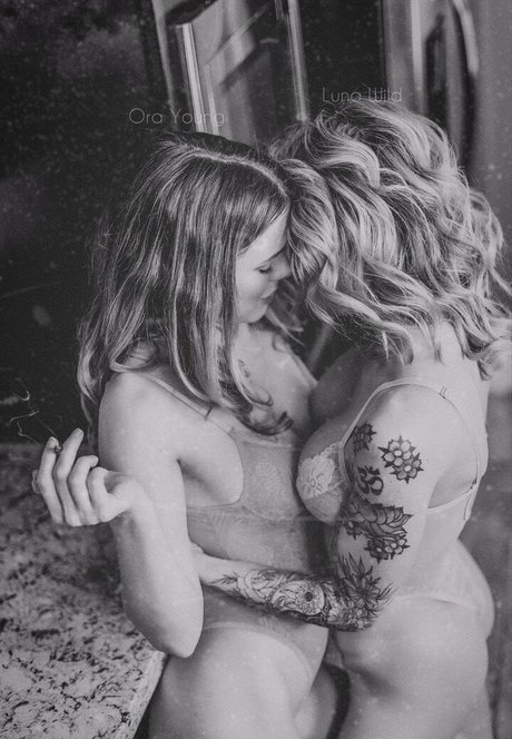 onlyora star art pictures