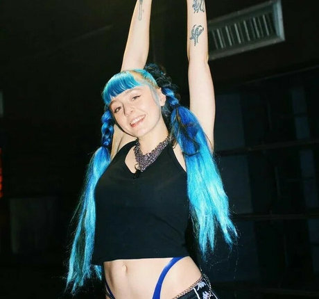 Ashnikko pornstar best photo