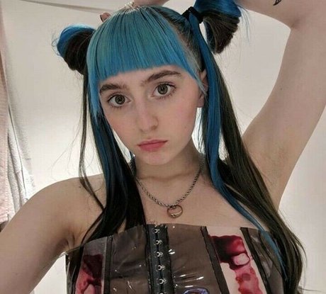 Ashnikko hd actress galleries