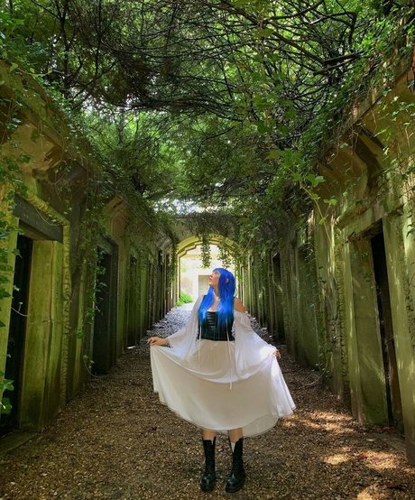 Ashnikko star hd galleries