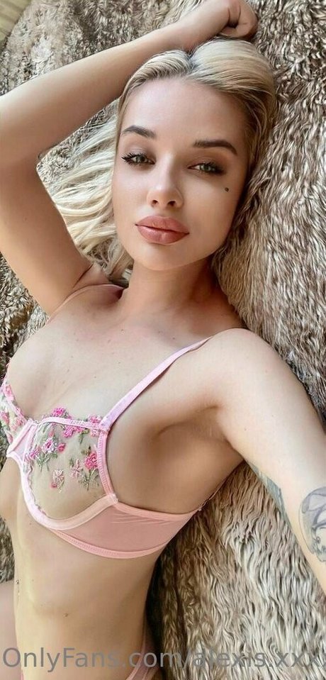 blonde muscle onlyfans free nude picture