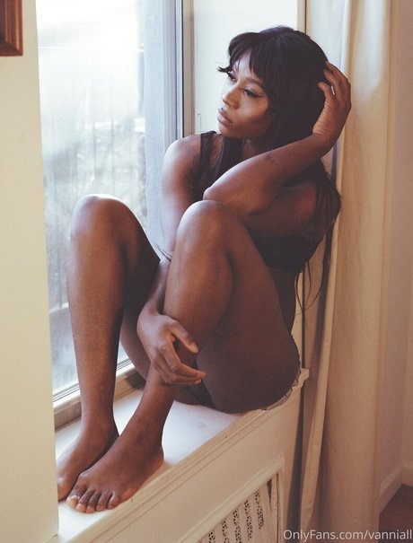 Vanniall free model pics