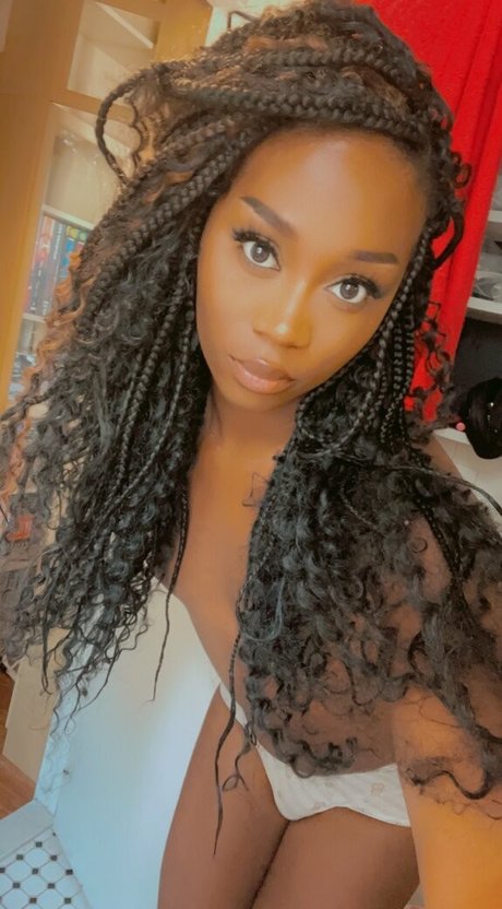 Vanniall model high quality pic