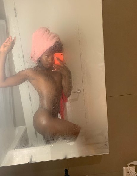 Vanniall nice pornstar photo