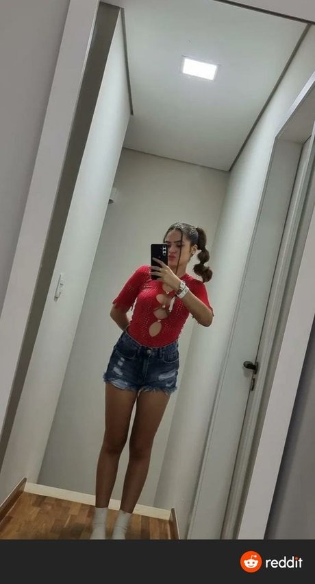 Maisa Silva sex pornstar gallery