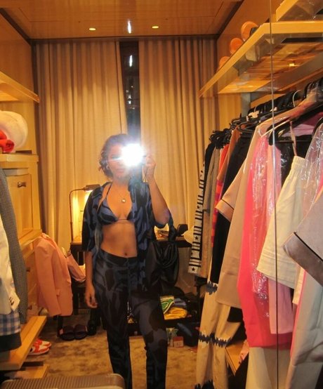 Maisa Silva perfect star gallery