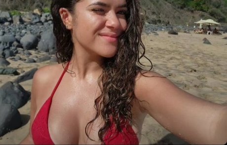 Maisa Silva sexy model archive
