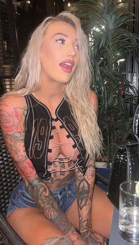 sheispressure nude model images