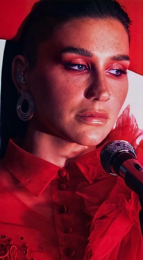 KeshaRose sex model pic