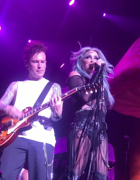 KeshaRose sexy model gallery