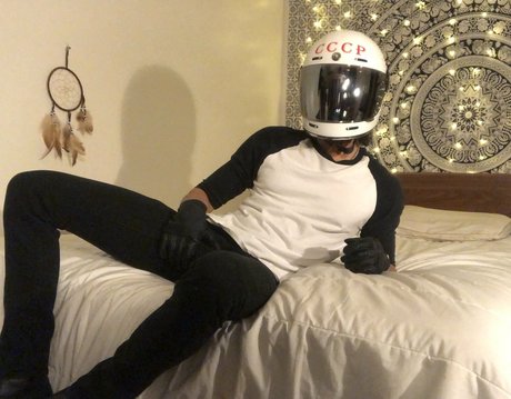 hunghedonist420 model naked image