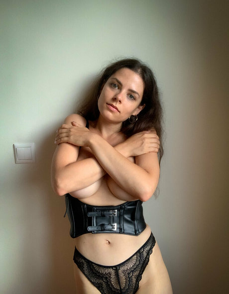 Lenabartos pornstar art img