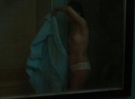 Rosa Salazar hot actress photo