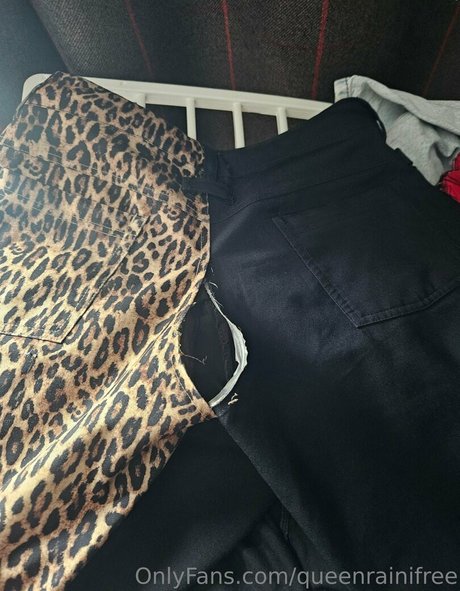 queenrainifree model erotic img