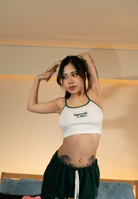 mom fuck onlyfans hot pics