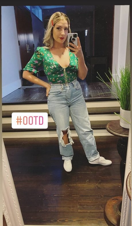 Rebecca Ford sexy pornstar galleries