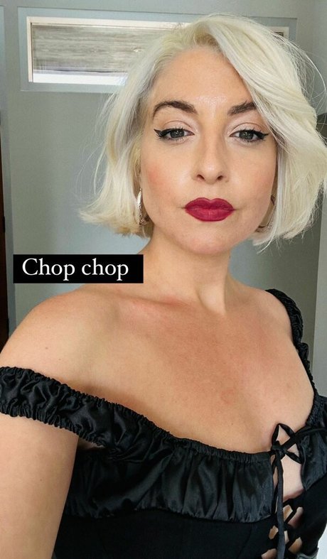 Rebecca Ford star sexy photo