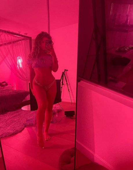 thatricandemon naked star pic