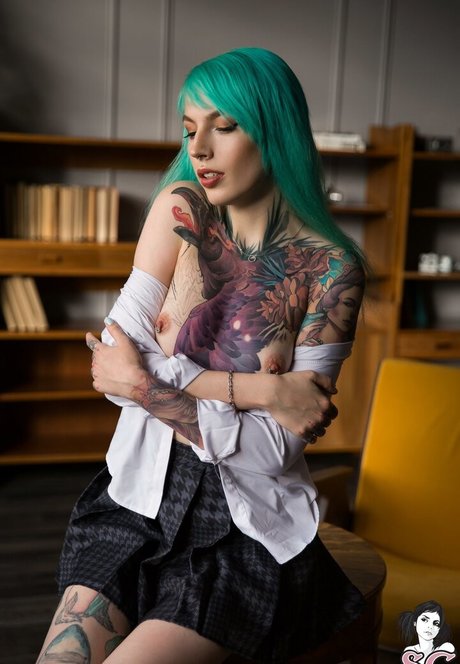 Hellyrite exclusive star pic