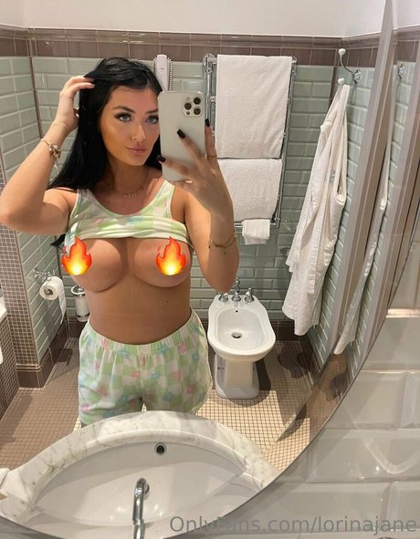 real twin onlyfans pretty photos