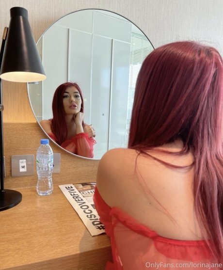 lorinajane adult model pic