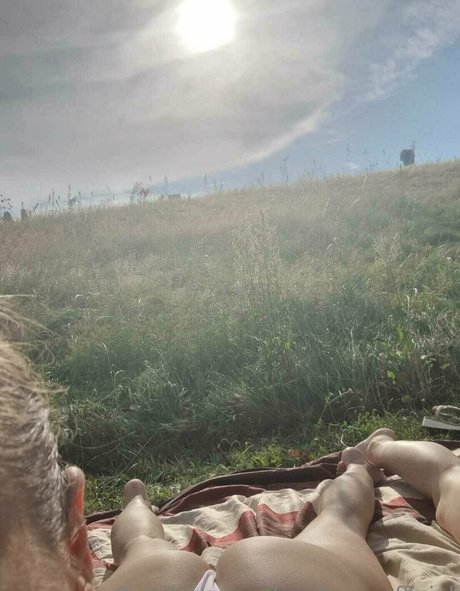 leni official pornstar nice photos