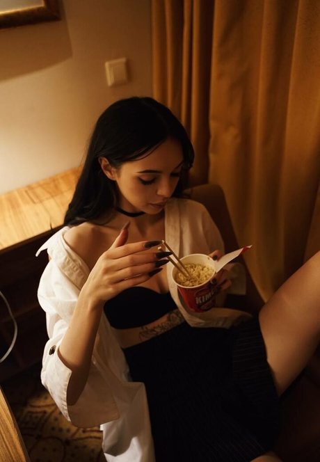 by owl model high quality image