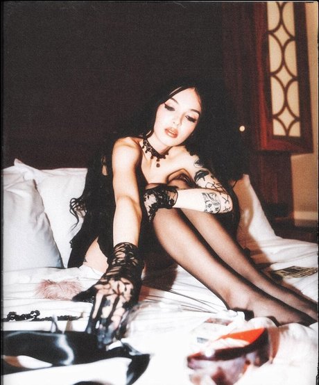 by owl erotic star image