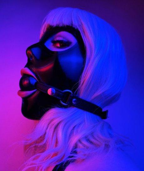 missvaleriexxx pornographic star photo