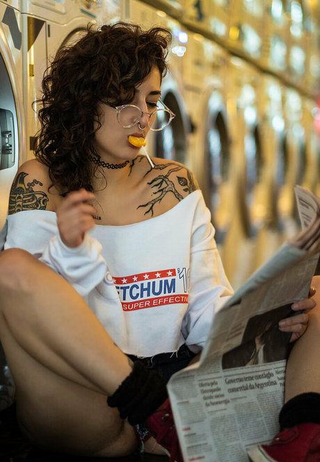 julh4 free sexy actress pictures