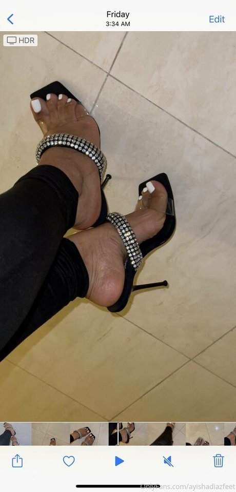 ayishadiazfeet art star photo