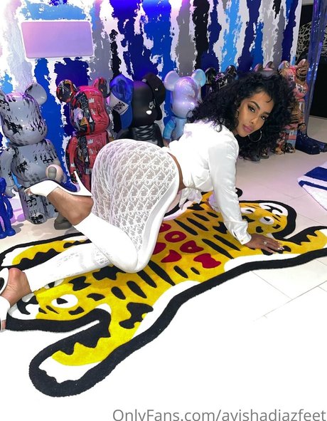 ayishadiazfeet model nude archive