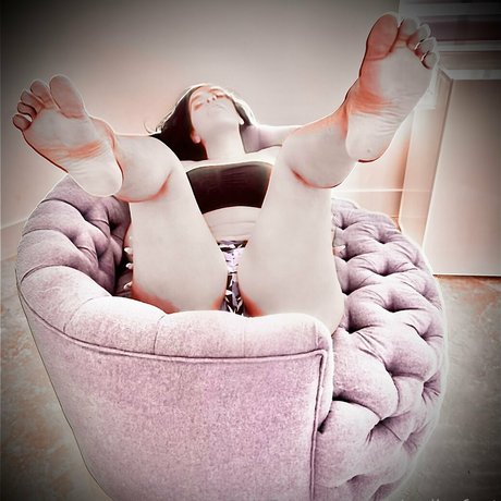 ayishadiazfeet pornstar top images