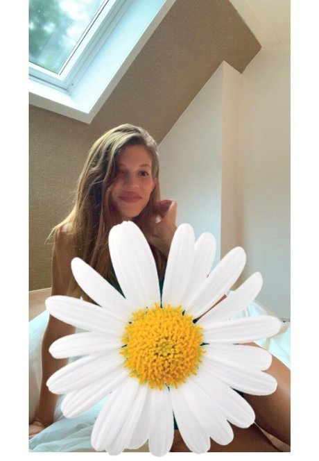 lovvejane erotic model archive