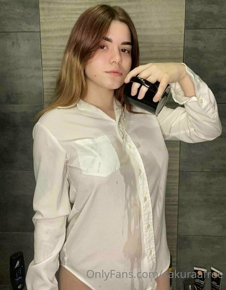 sakuraafree nice model pictures