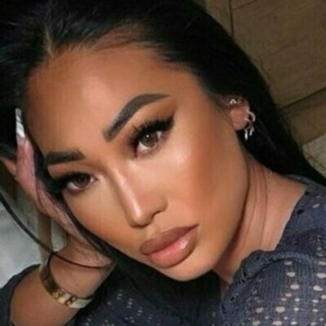 Angie Ang Msangieang star sexy image