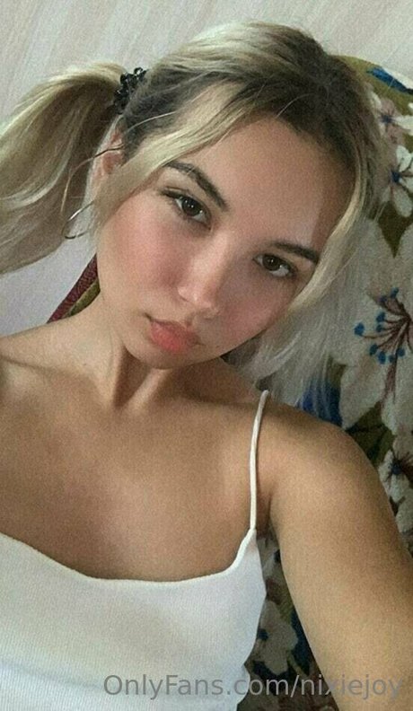 nixiejoy star exclusive img