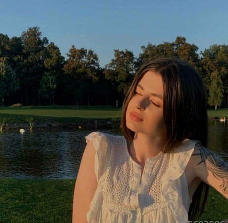 kira kirraa star sexy img