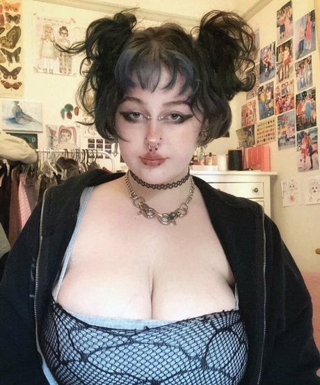 busty solo onlyfans free xxx image