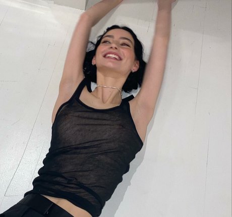 Meadow Walker pretty model photos