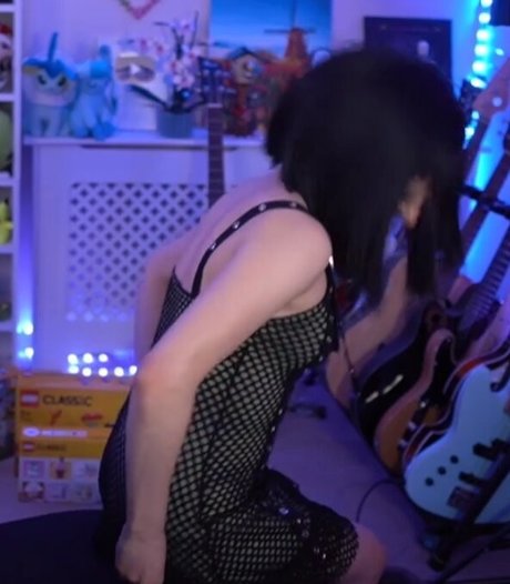 army milf onlyfans hot nude photo